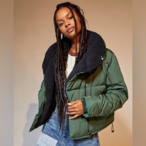 Urban Outfitters Jackets & Blazers - UO BDG Marlow Puffer Jacket